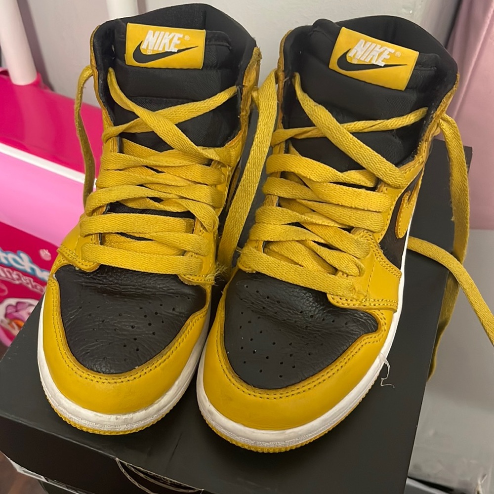 COPY - Gently used size 1 Jordan’s / Nike